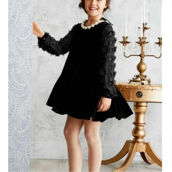 {Chasing fireflies} Girls Floral Sleeve Velvet Dress
